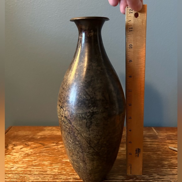 Vintage metal marble vase - Picture 3 of 4